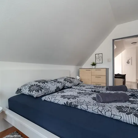 Grand Apartmanhaz Gyenesdias