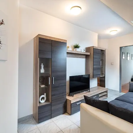 Apartment Grand Apartmanhaz