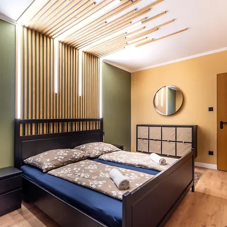 Grand Apartmanhaz *